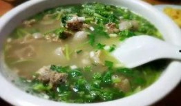 羊汤店卫生情况差视频爆料,卫生状况堪忧，食客健康谁来保障？