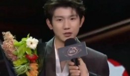 全娱乐圈吃瓜嗑cp,娱乐圈瓜田里的甜蜜CP大揭秘